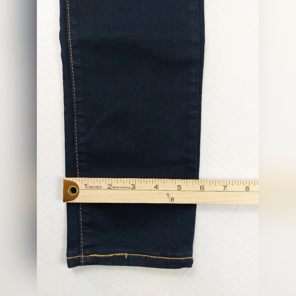 Levis Jeans Womens Size 29x30 Blue Denim 711 Skinny Mid Rise Stretch NWT $69.50 - Picture 5 of 16